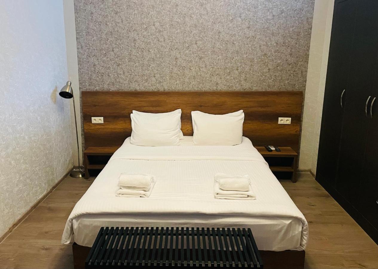 2Nd Floor Hotel Tbilisi Exterior photo