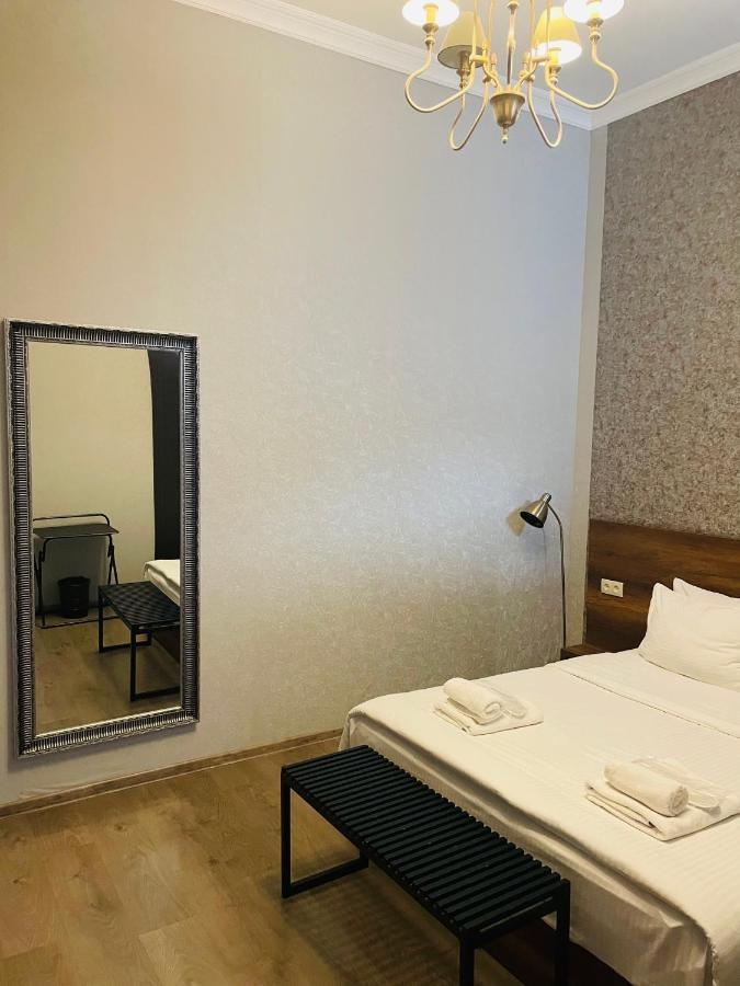 2Nd Floor Hotel Tbilisi Exterior photo